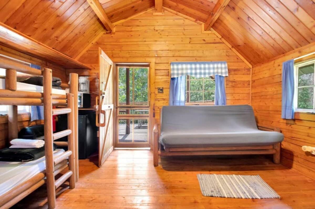 Secluded Rustic Cabin With Views Блумингтън Екстериор снимка